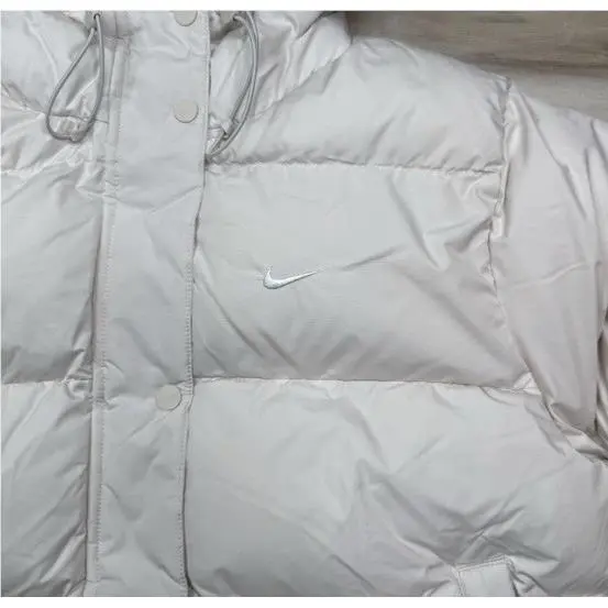 Nike clothing - Light Orewood (UPC: 0197599629641) 7