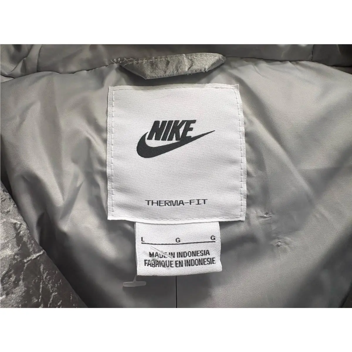 Nike clothing - Metallic Silver/Smoke Grey 3