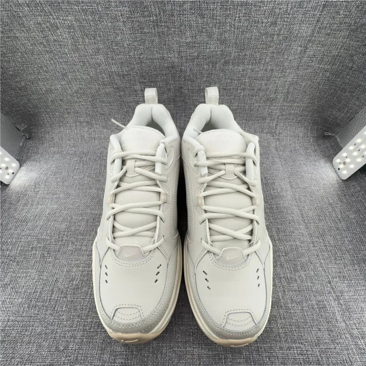 Nike shoes - Nike Air Monarch IV - Air Monarch - Ivory 2