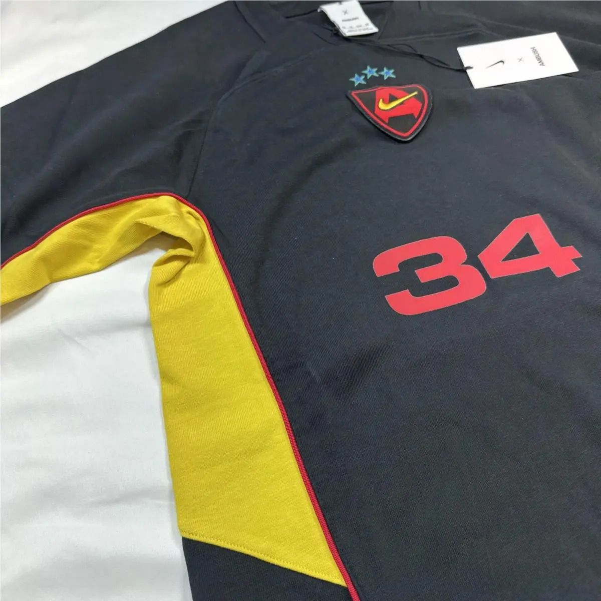 Nike clothing - FJ2038010 - FJ2038010 - Black (UPC: 196609017720) 2