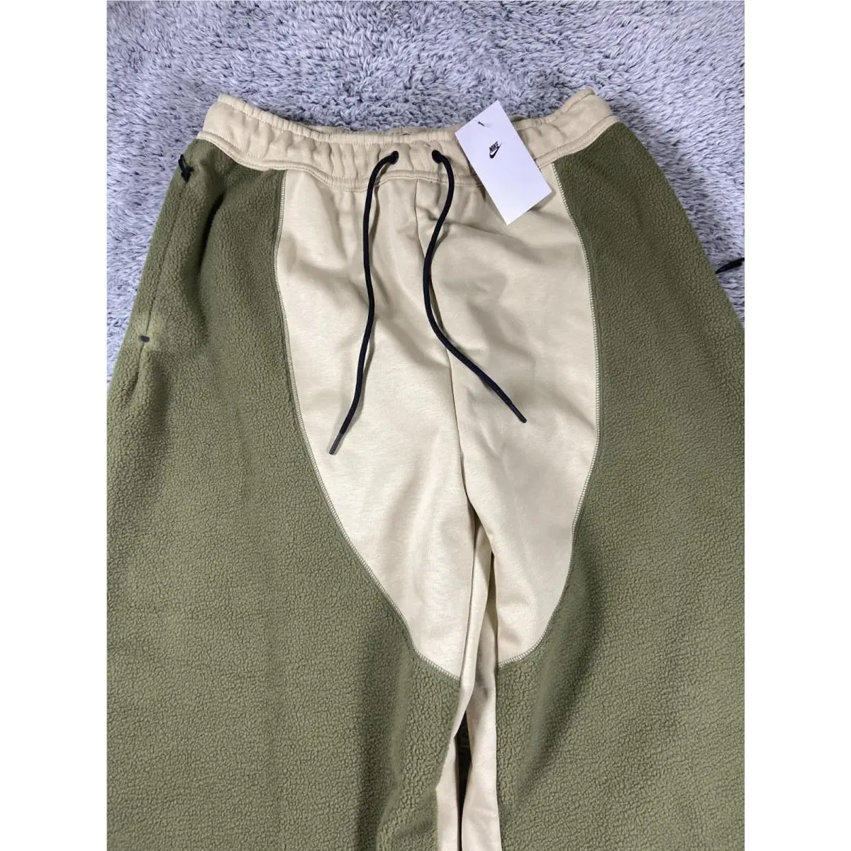 Nike clothing - Green 3