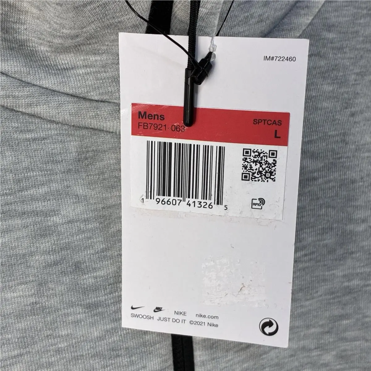 Nike clothing - Gray (UPC: 0196607413265) 2