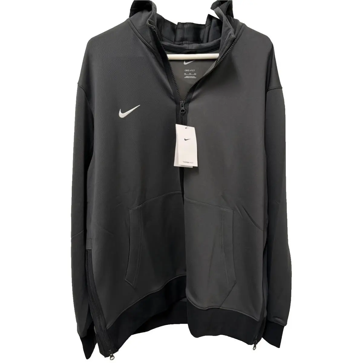 Nike clothing - Black (UPC: 195240111057) 3