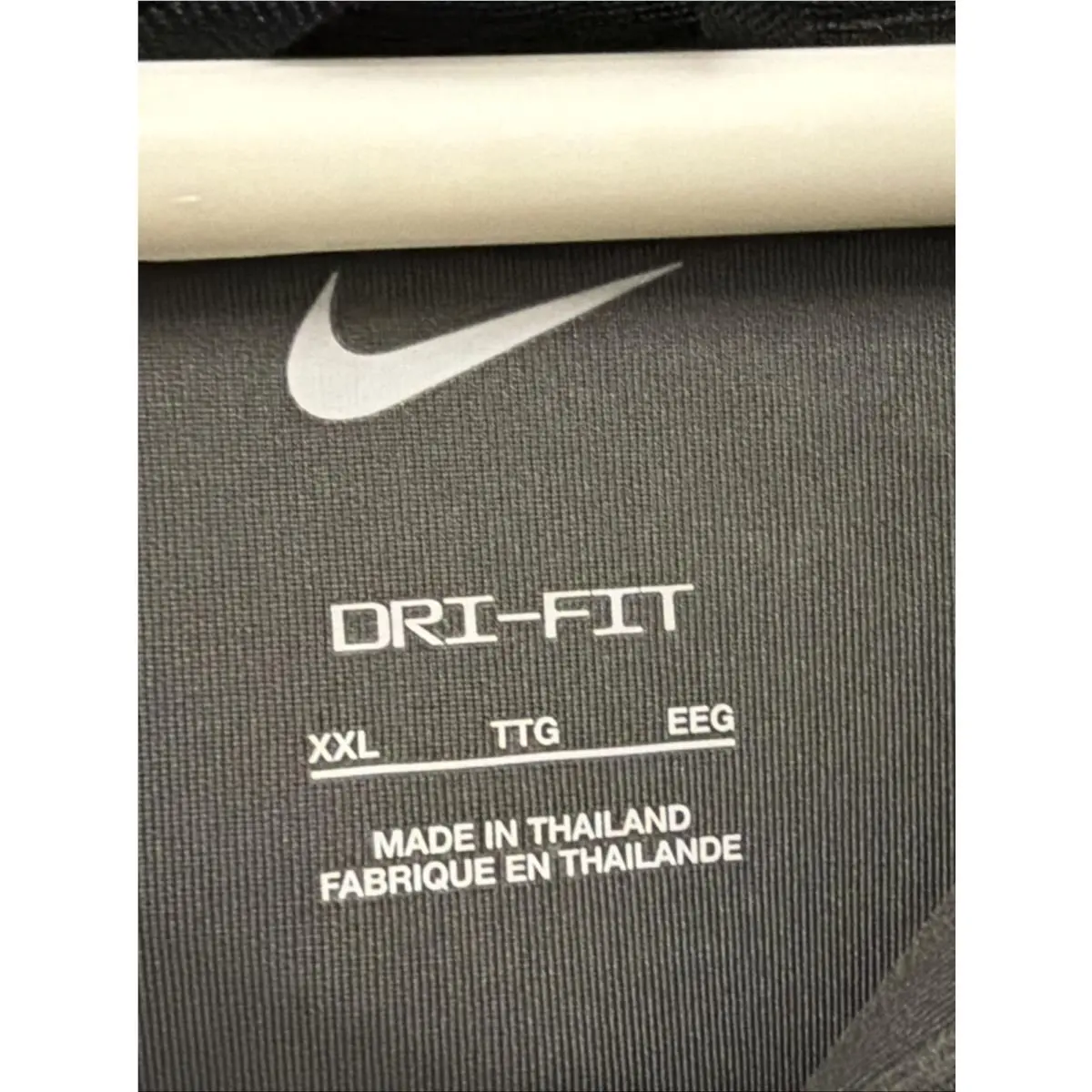 Nike clothing - Black (UPC: 195240111057) 2