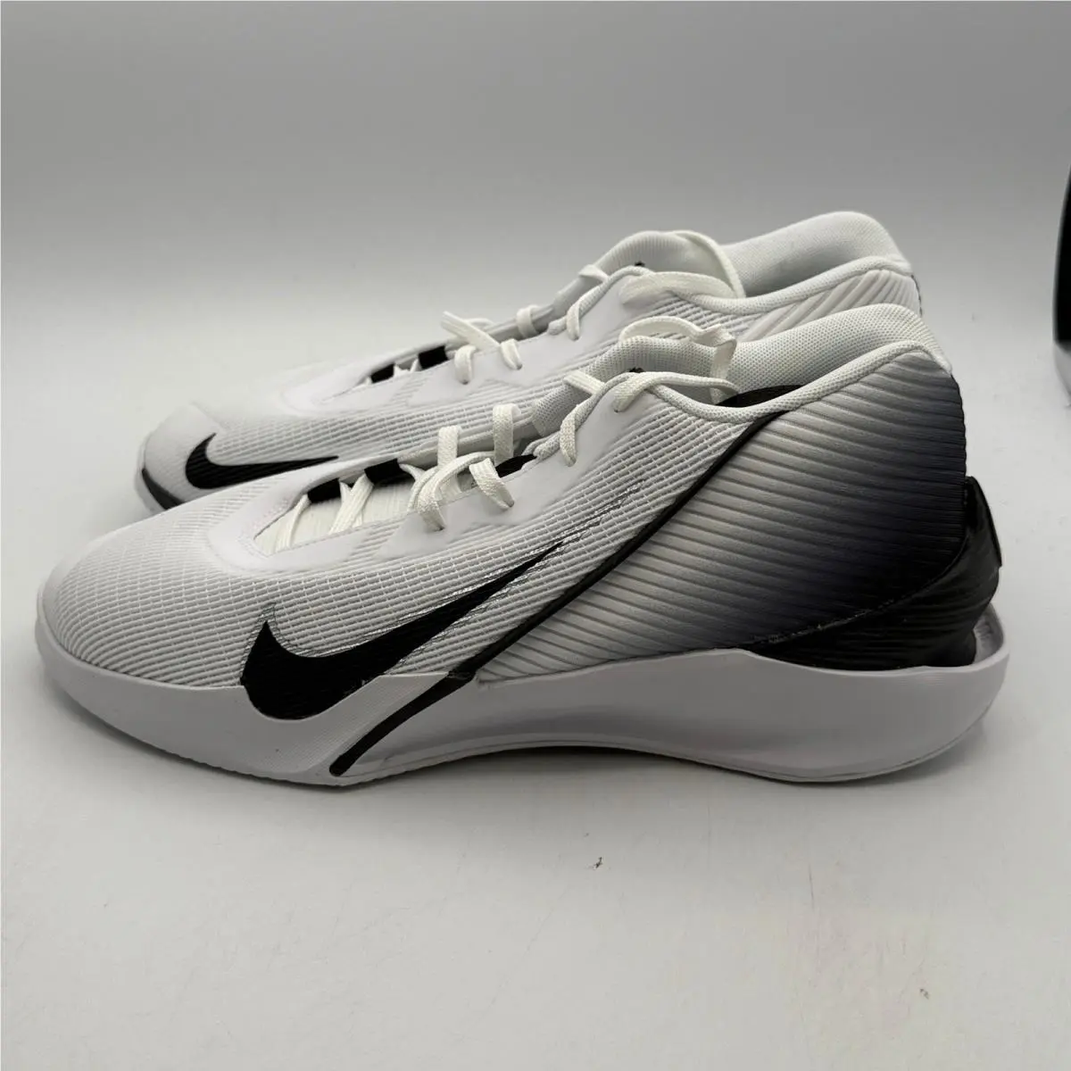 Nike shoes - Nike G.T. Jump Academy - Jump Academy - White 1