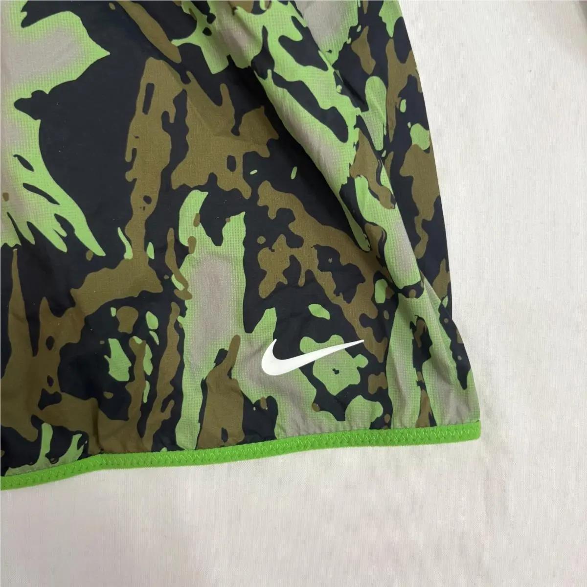 Nike clothing - Green 7