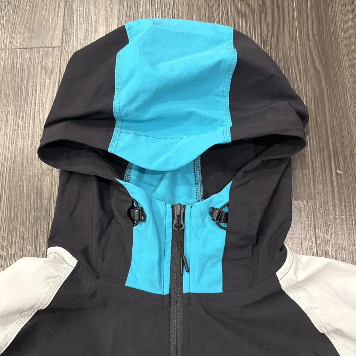 Nike clothing - Gray 3