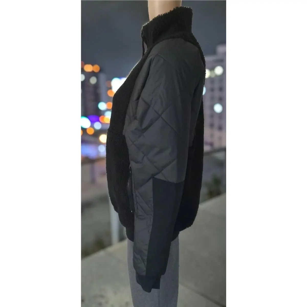 Nike clothing - Black (UPC: 195242721377) 2