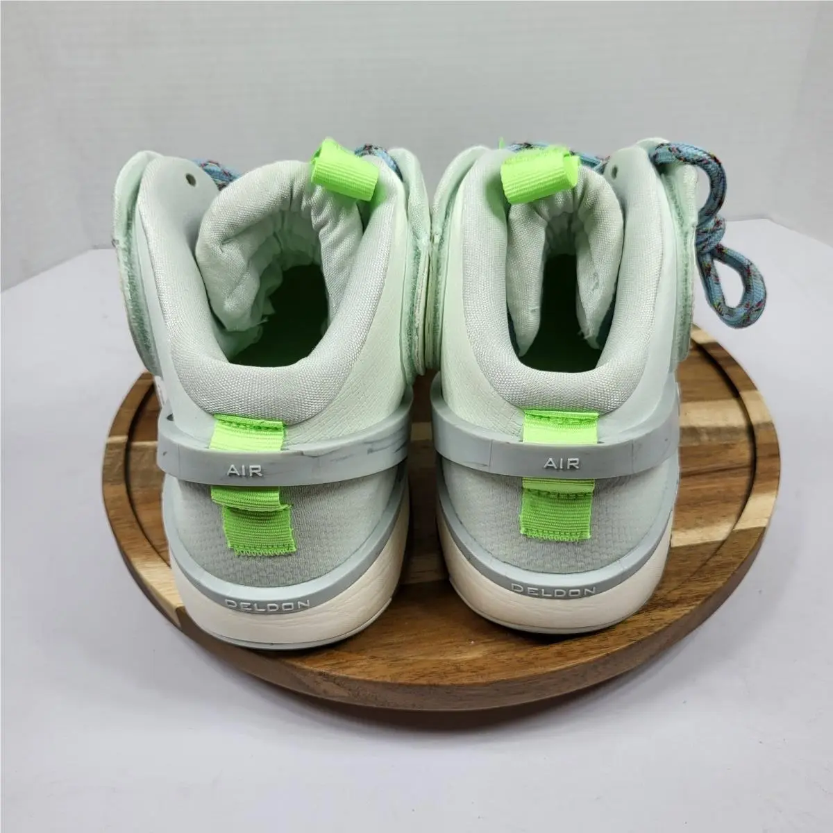 Nike shoes - Nike Air Deldon Barely Green - Green 10