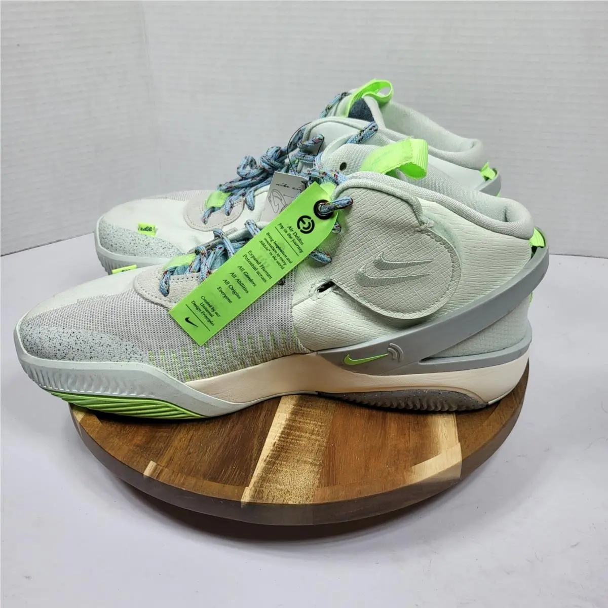 Nike shoes - Nike Air Deldon Barely Green - Green 11