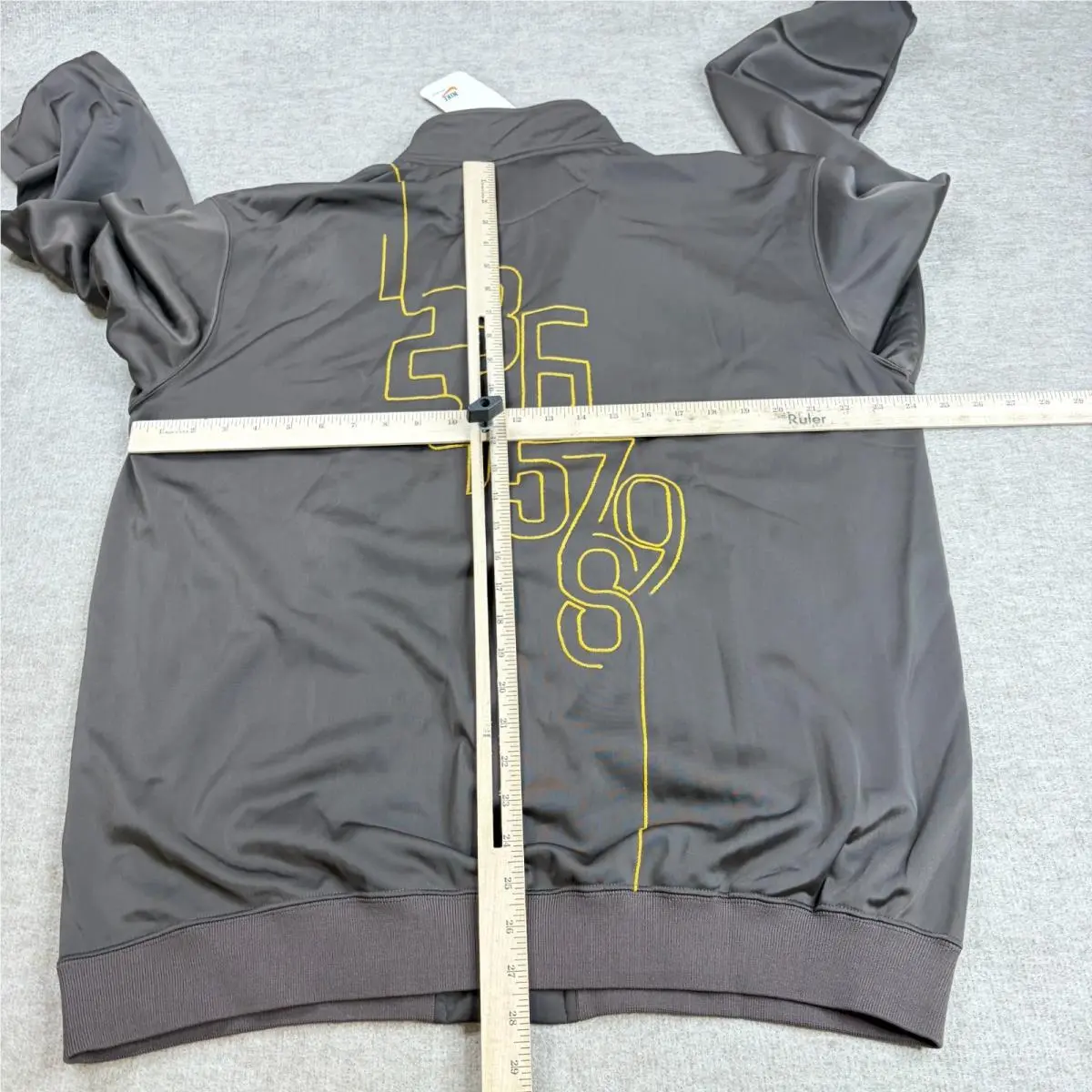 Nike clothing - Brown 2
