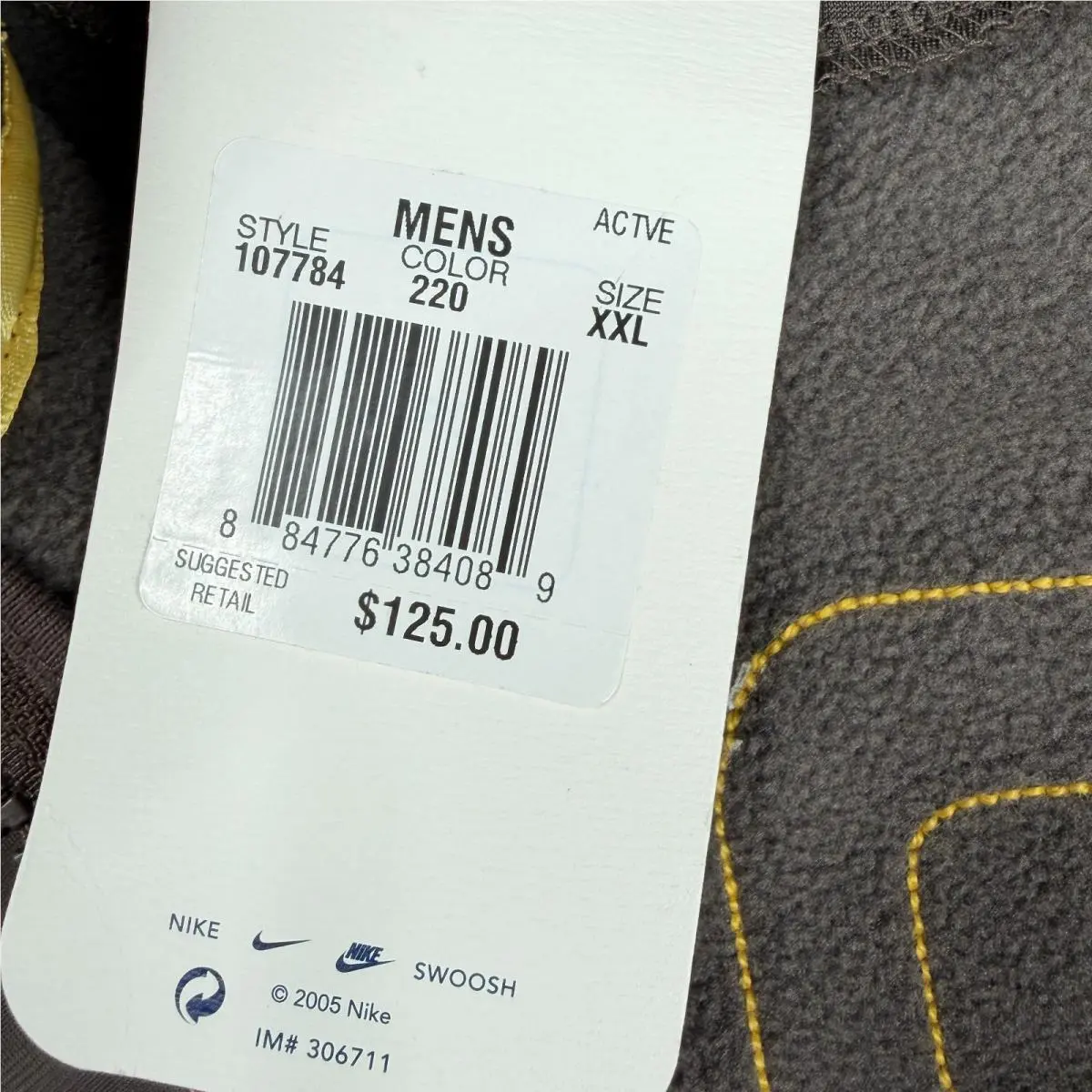 Nike clothing - Brown 1