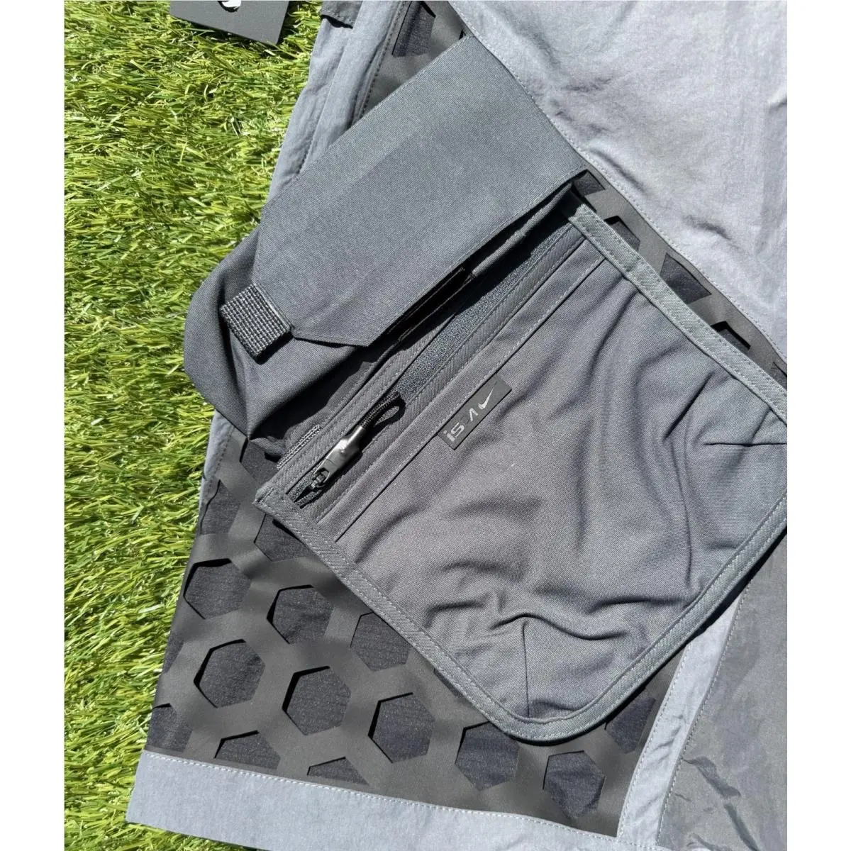 Nike clothing - Nike NRG ISPA MLLE Modular Shorts - FV4895-060 - Anthracite, Dark Grey & Black (UPC: 0197594534025) 6