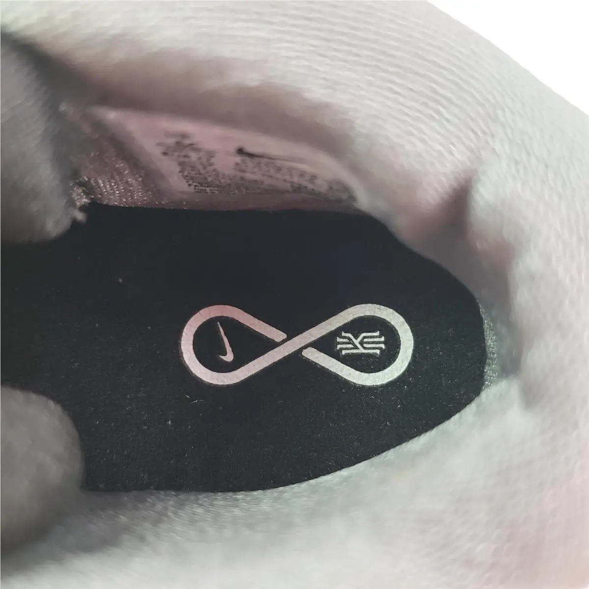 Nike shoes - Nike Kyrie Infinity - Kyrie Infinity - White 9
