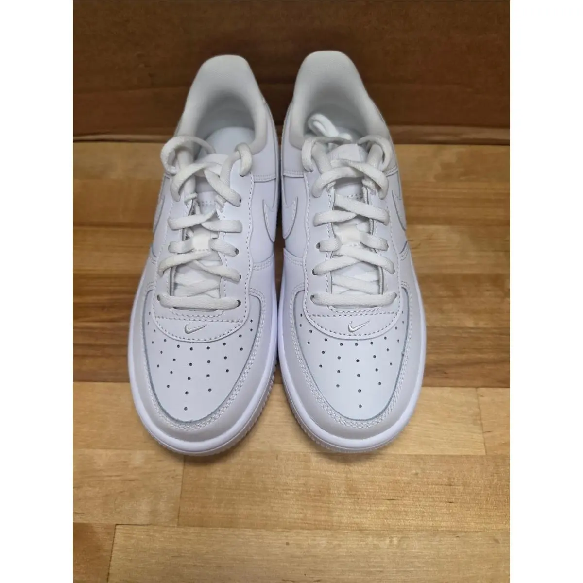 Nike shoes - IF1673 100 - White 2