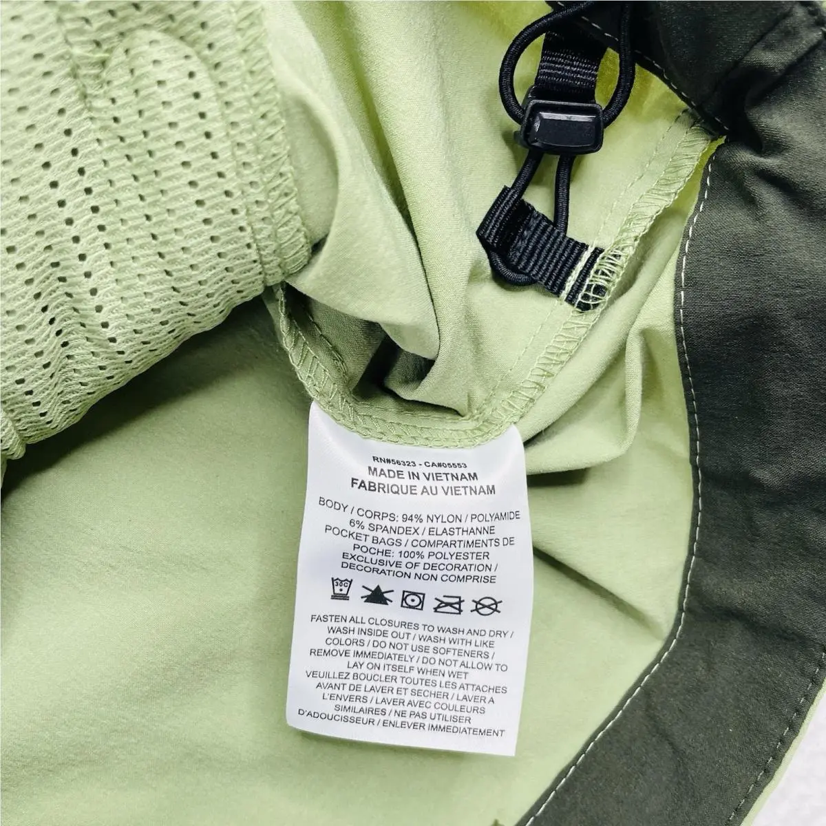 Nike clothing - Nike Tech Dri-FIT Woven Windrunner Colorblock Jacket - IH8461-355 - Black Green 11