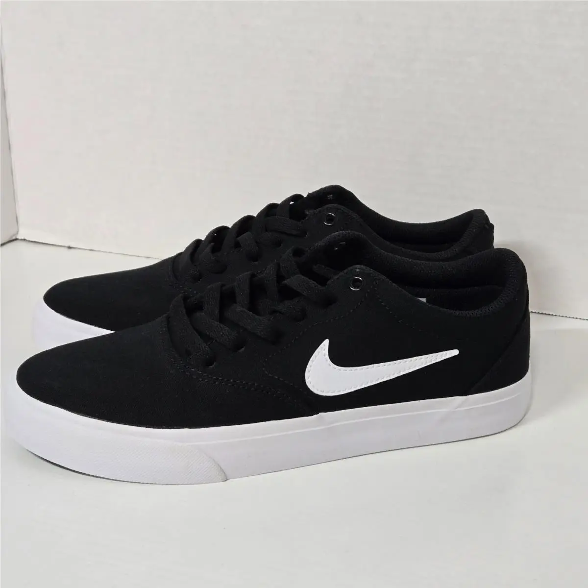 Nike shoes - Black 2