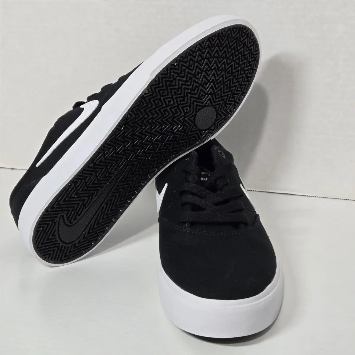 Nike shoes - Black 4