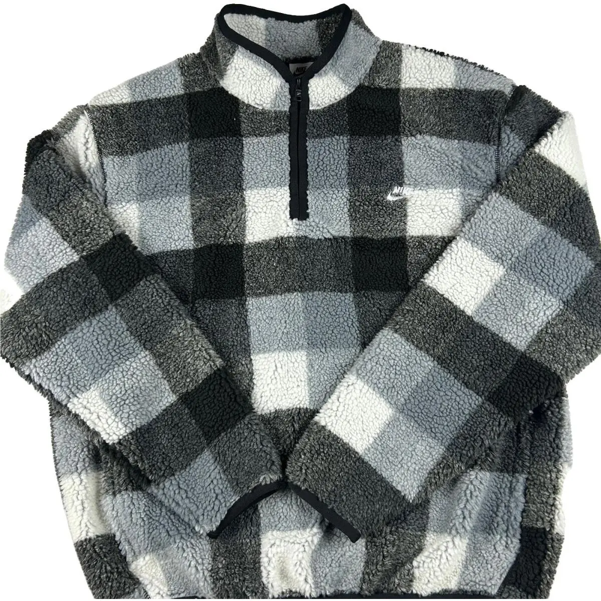 Nike clothing - Black (UPC: 0197600294387) 1