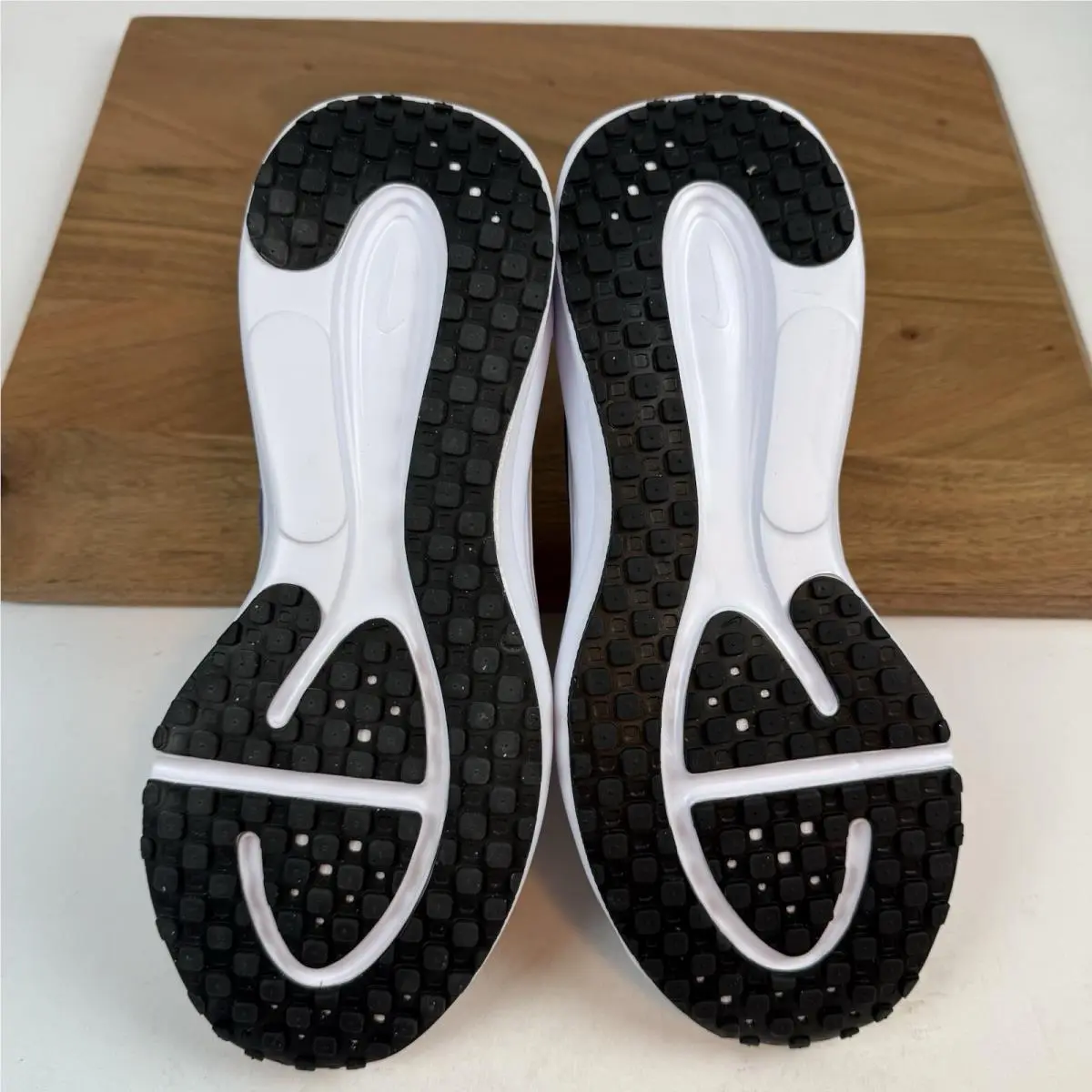 Nike shoes - White 5