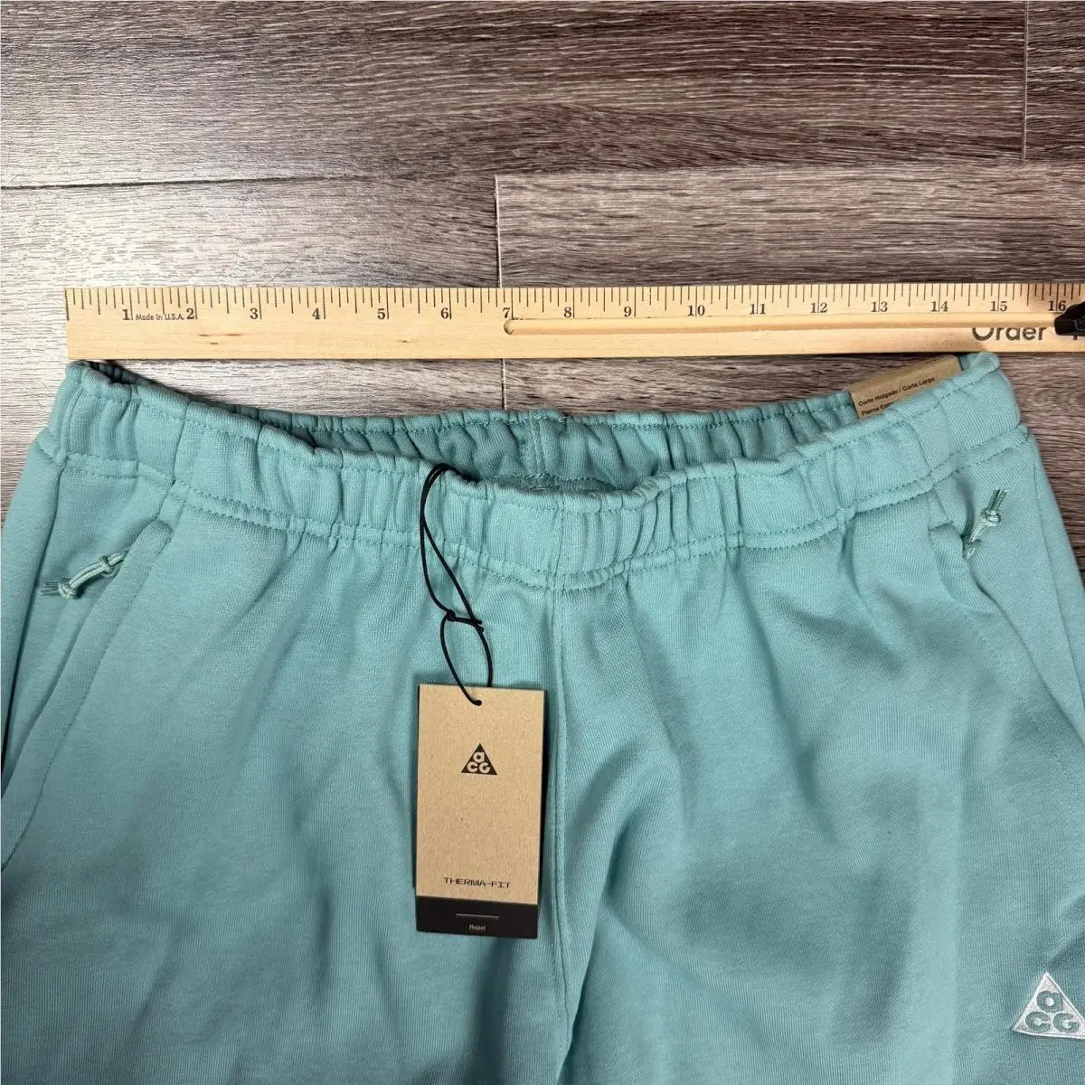 Nike clothing - Green 2