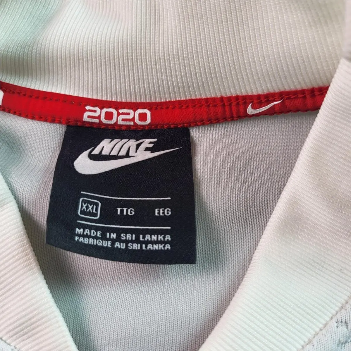 Nike clothing - White 3