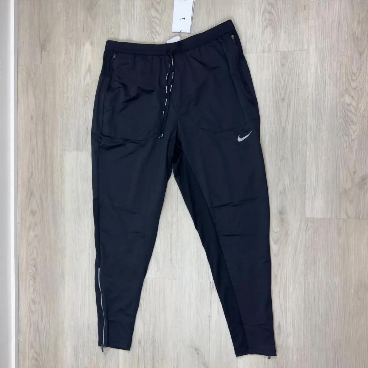 Nike clothing - CU5504-010 - CU5504-010 - Black (UPC: 194493336613) 3