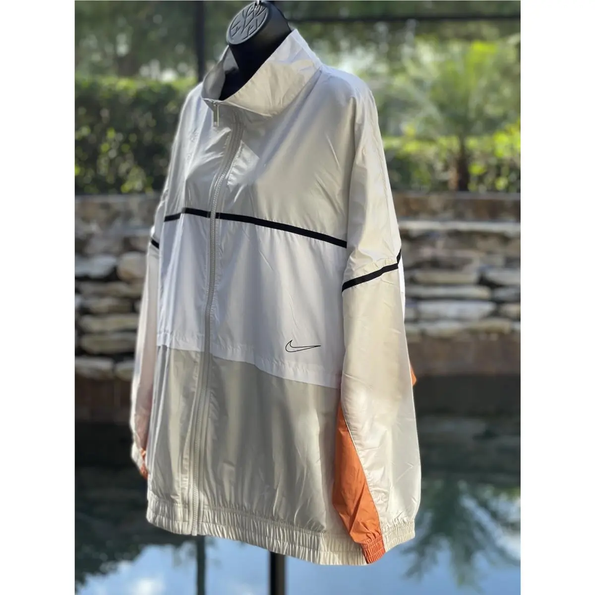 Nike clothing - White 1
