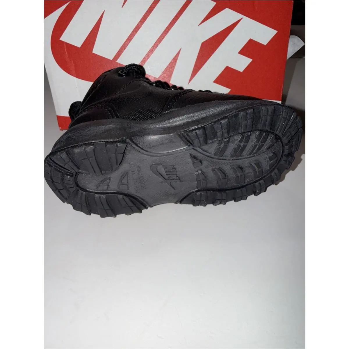 Nike shoes - Nike Manoa - Manoa - Black 3