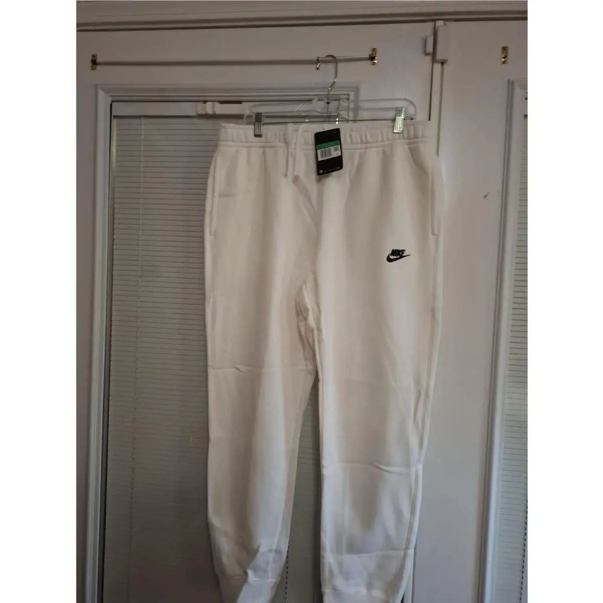Nike clothing - White 3