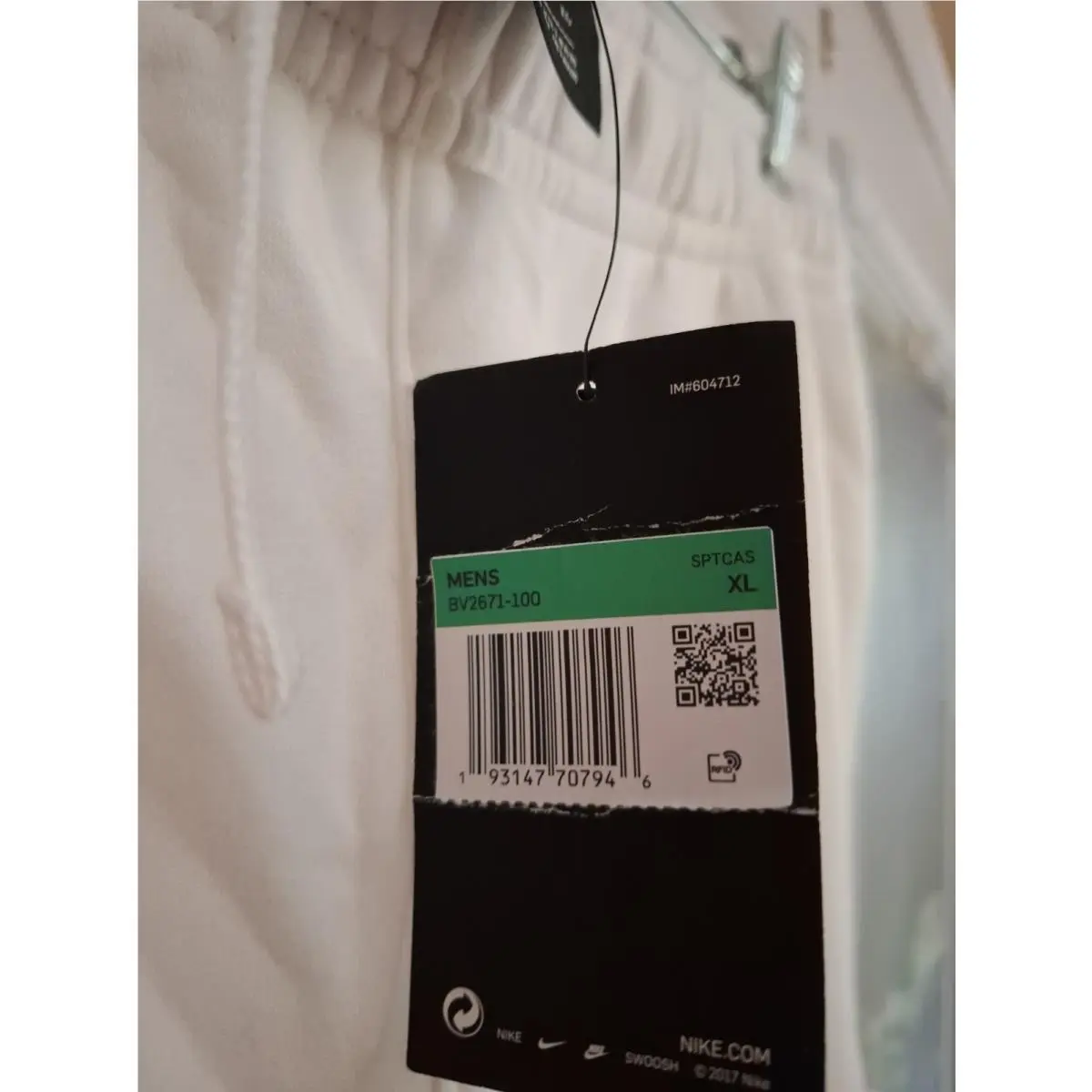 Nike clothing - White 4
