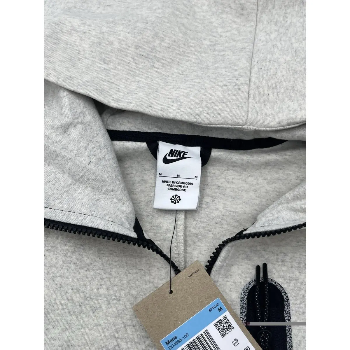 Nike clothing - White 3
