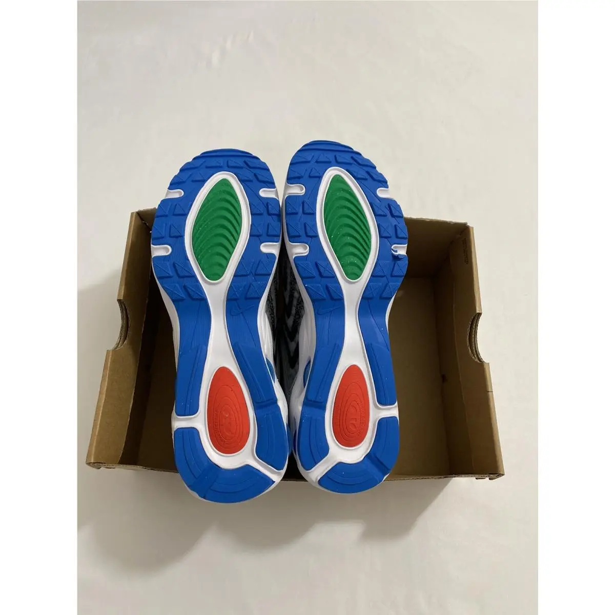 Nike shoes - Nike Air Max TW - Air Max - White (UPC: 0196604994774) 7