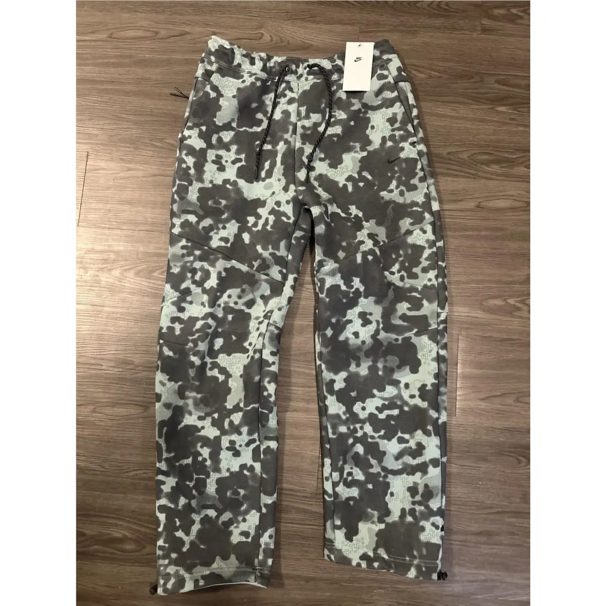 Nike Tech Open-hem Fleece Camo Pants II1324-017 Mens Medium Rare Color