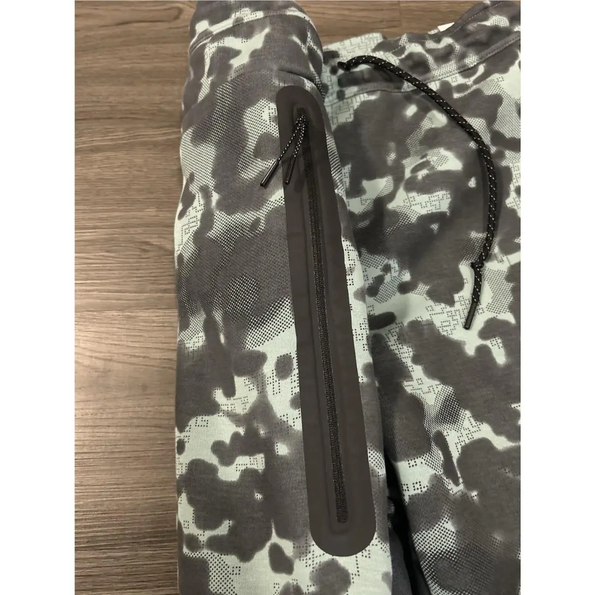 Nike clothing - Nike Tech - Tech - II1324017 - Gray 5