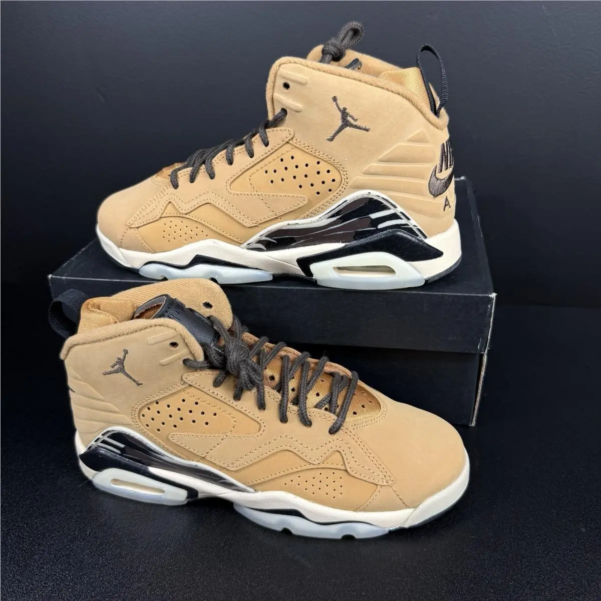 Nike shoes - Jordan MVP - MVP - Brown 0