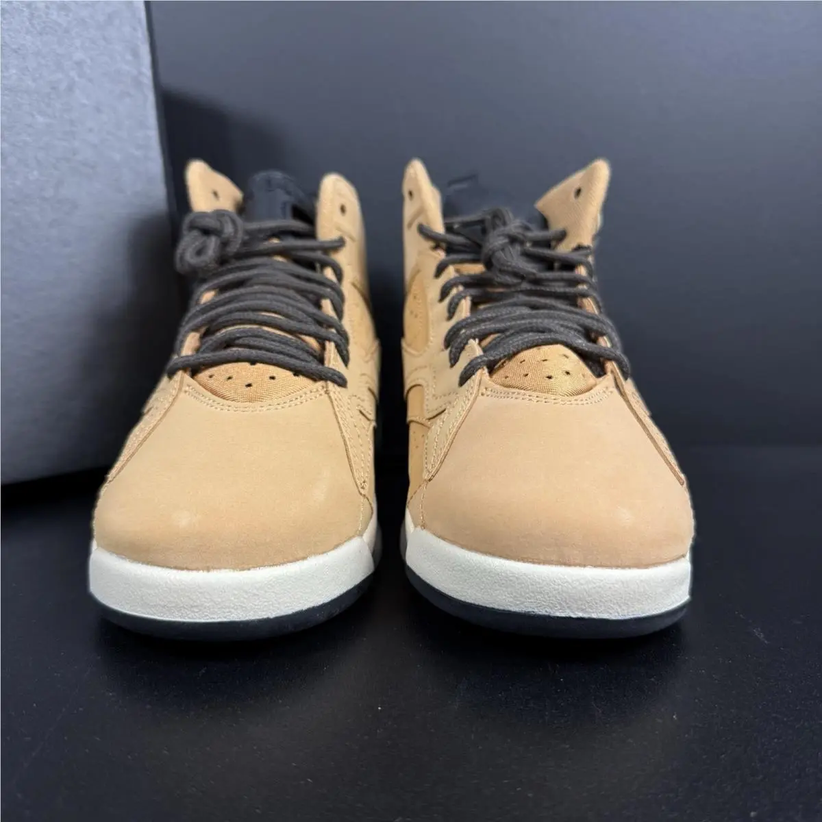 Nike shoes - Jordan MVP - MVP - Brown 3