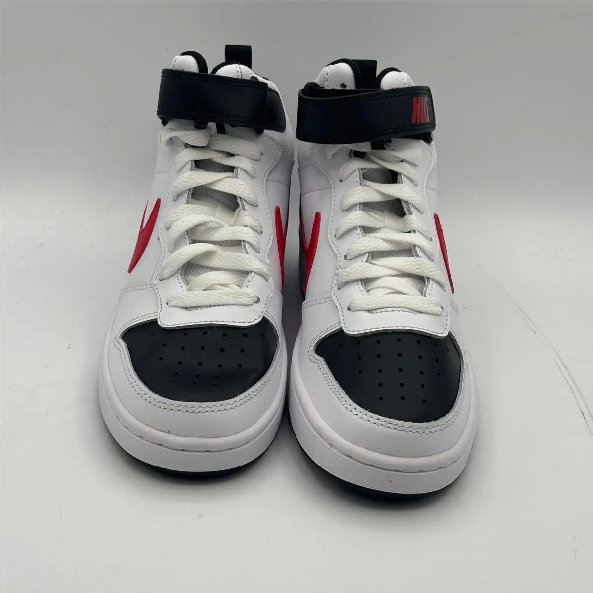 Nike shoes - Court Borough Mid 2 (GS) - White 1
