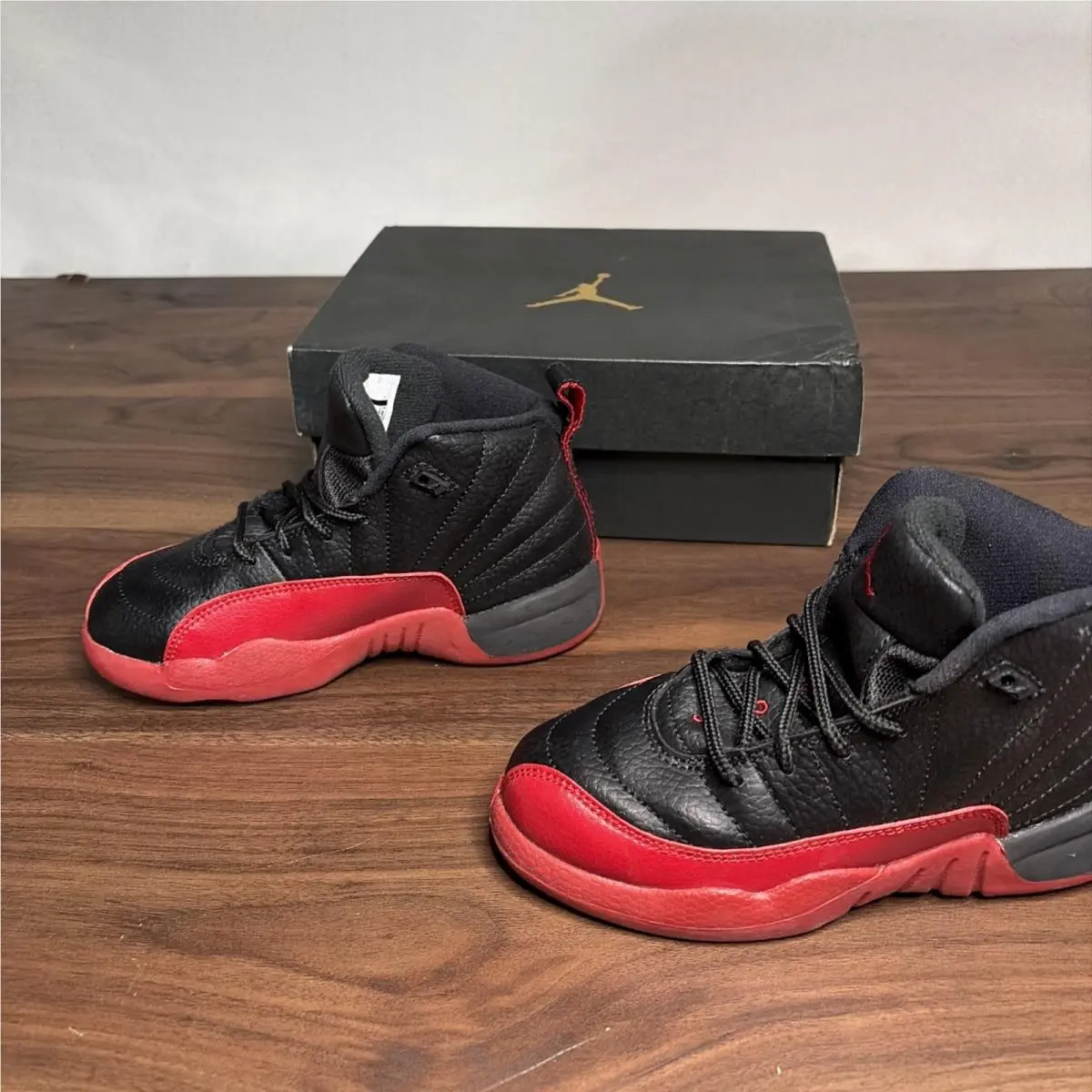 Nike shoes - Air Jordan 12 - Air - Black 1