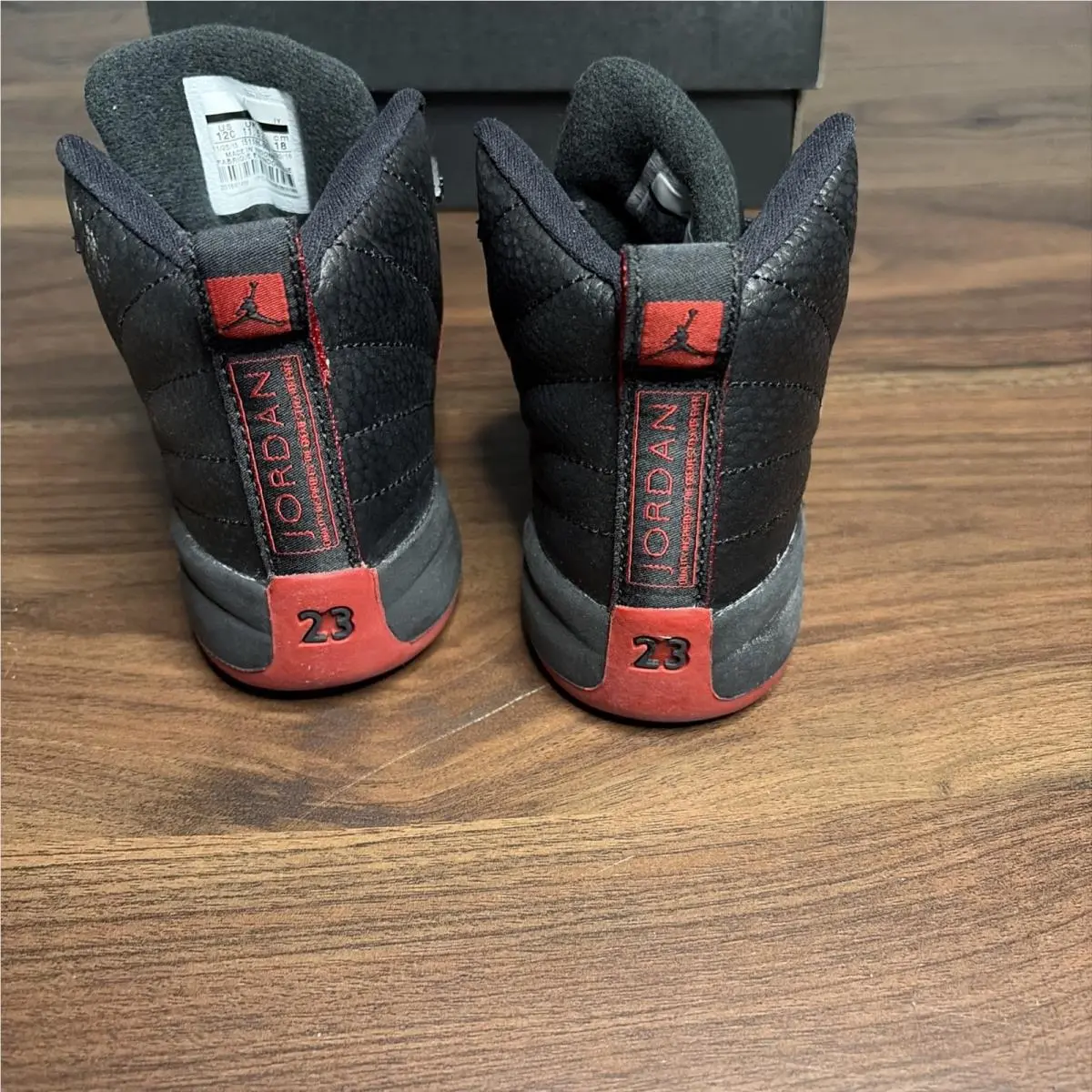 Nike shoes - Air Jordan 12 - Air - Black 5