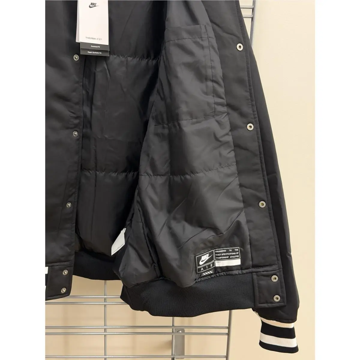 Nike clothing - Nike Air Varsity - Air Varsity - HJ0301 - Black 6