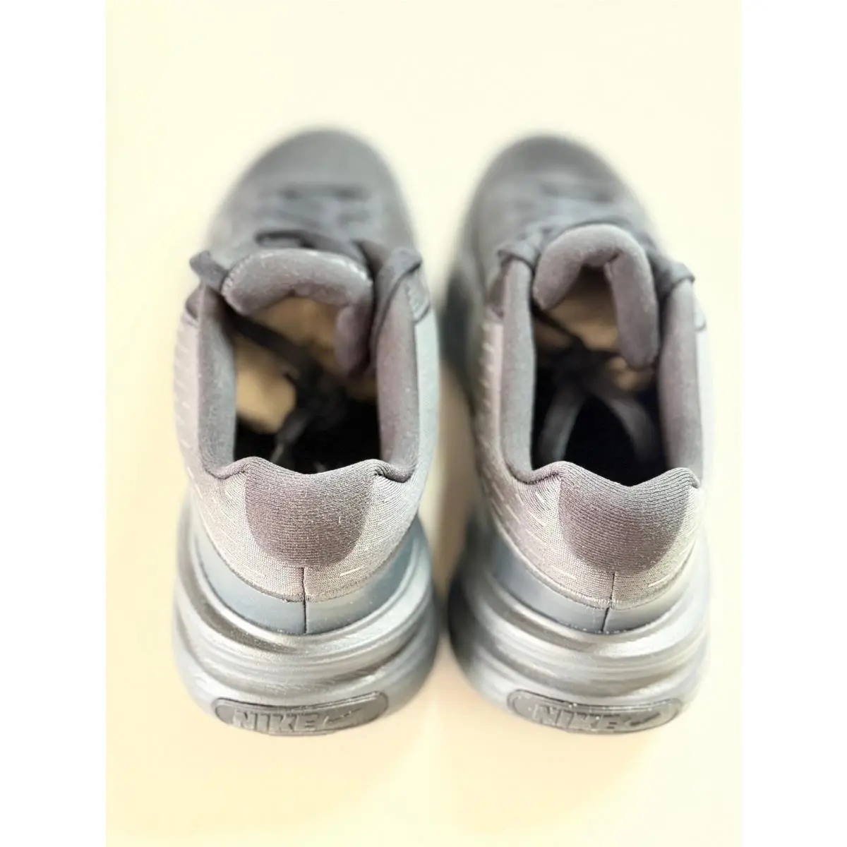 Nike shoes - Black 2