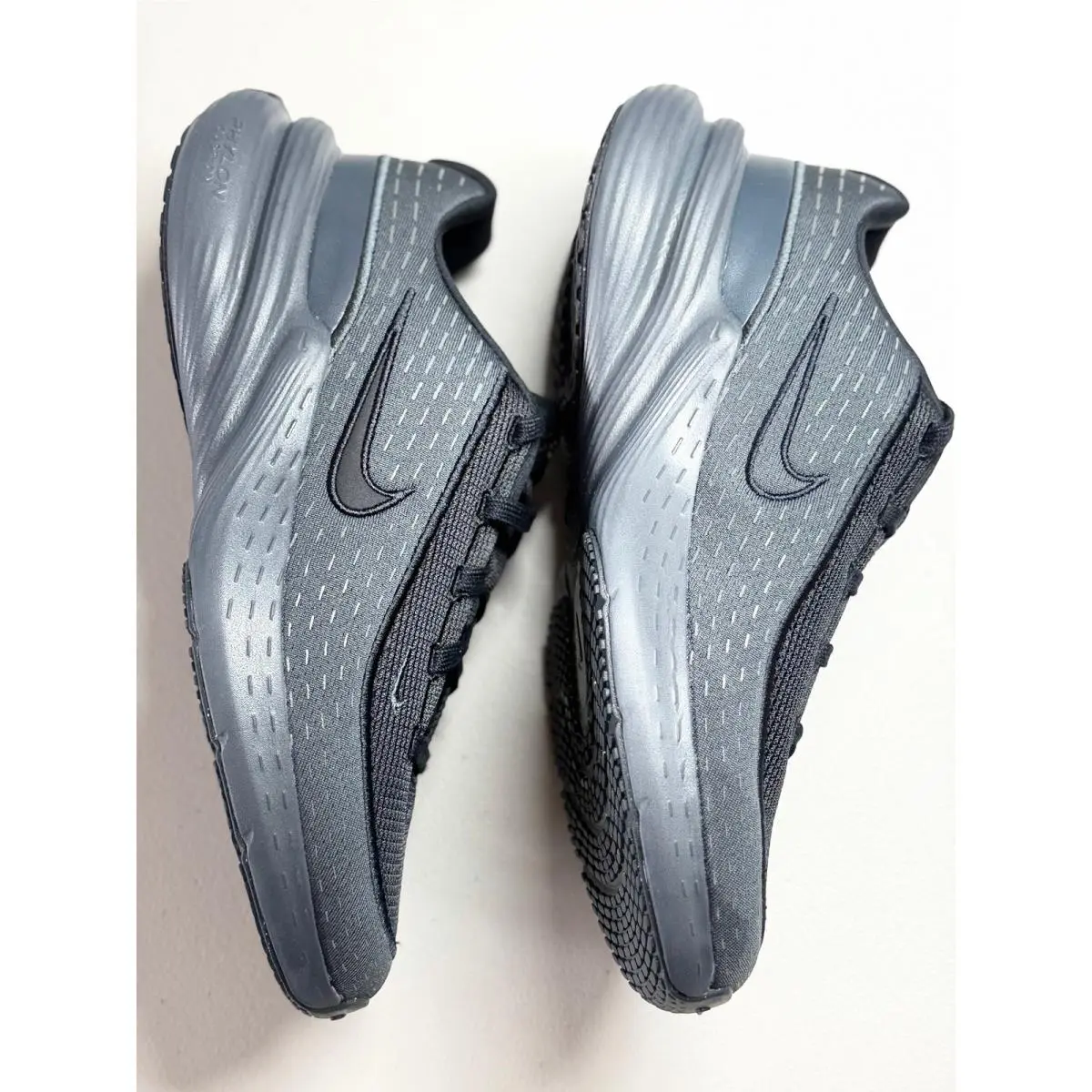 Nike shoes - Black 4