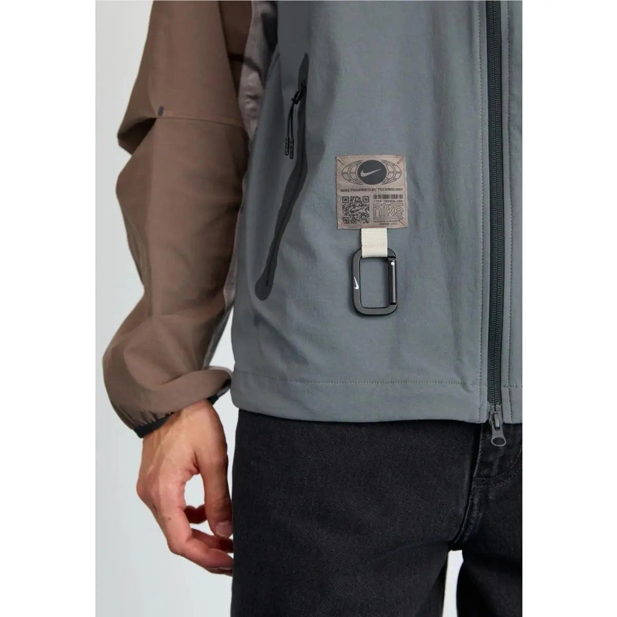 Nike clothing - IB8956-289 - IB8956 - Cave Stone/Cool Grey/Black (UPC: 0198482653415) 3