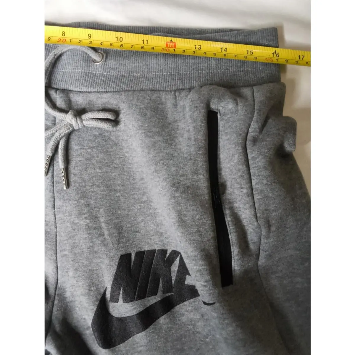 Nike clothing - Gray 20