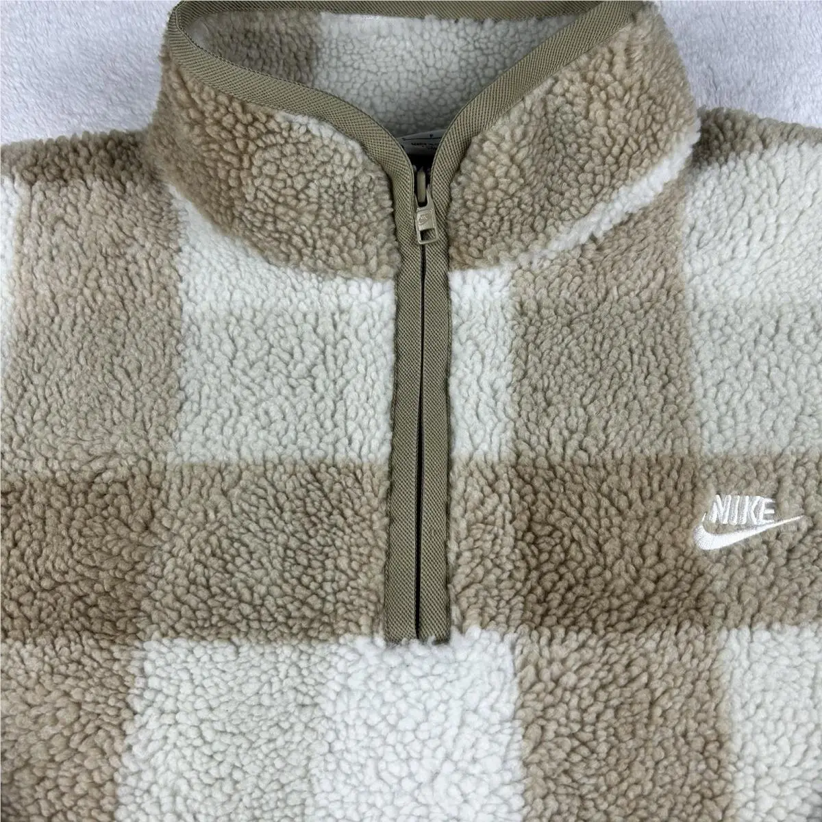 Nike clothing - Brown (UPC: 0197600294387) 4
