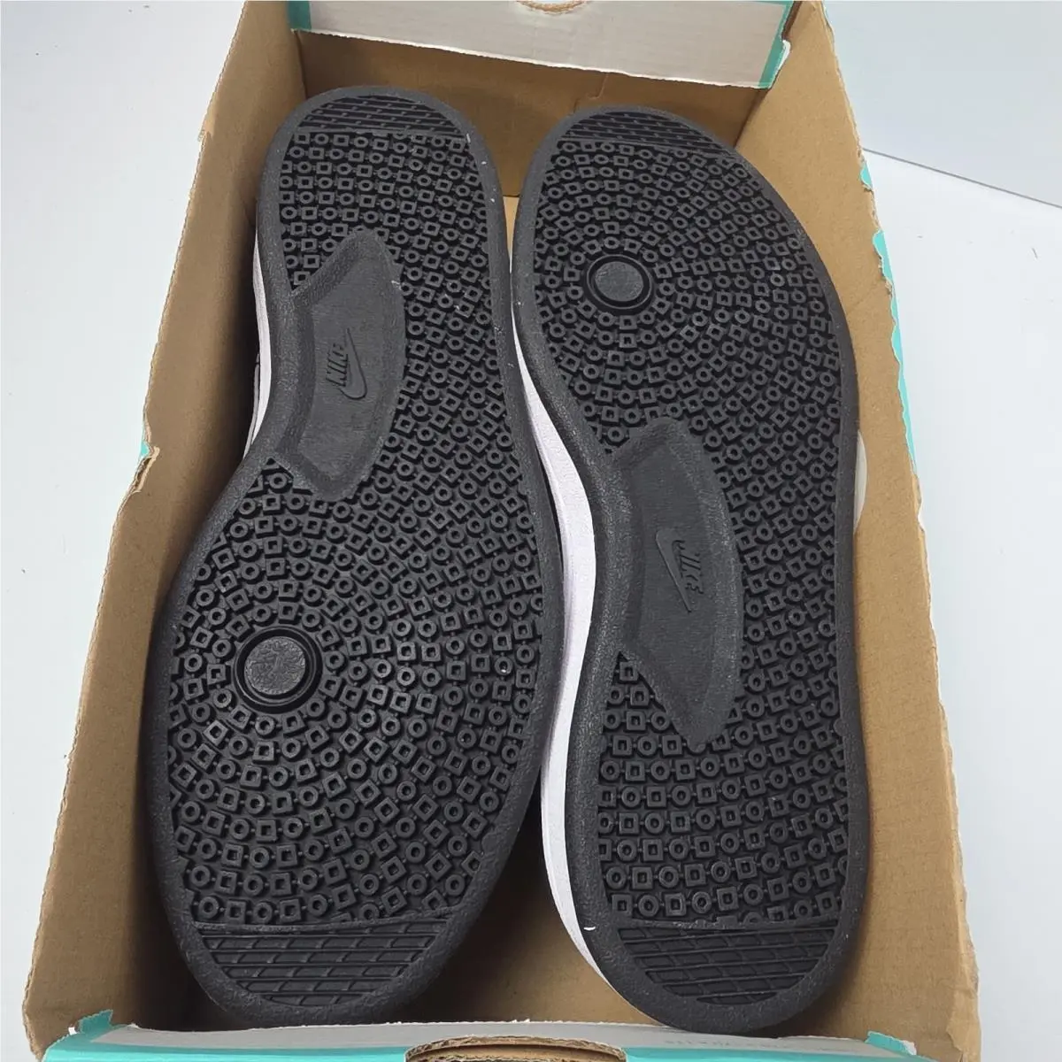 Nike shoes - Nike Alleyoop - Alleyoop - Black (UPC: 193154101225) 5