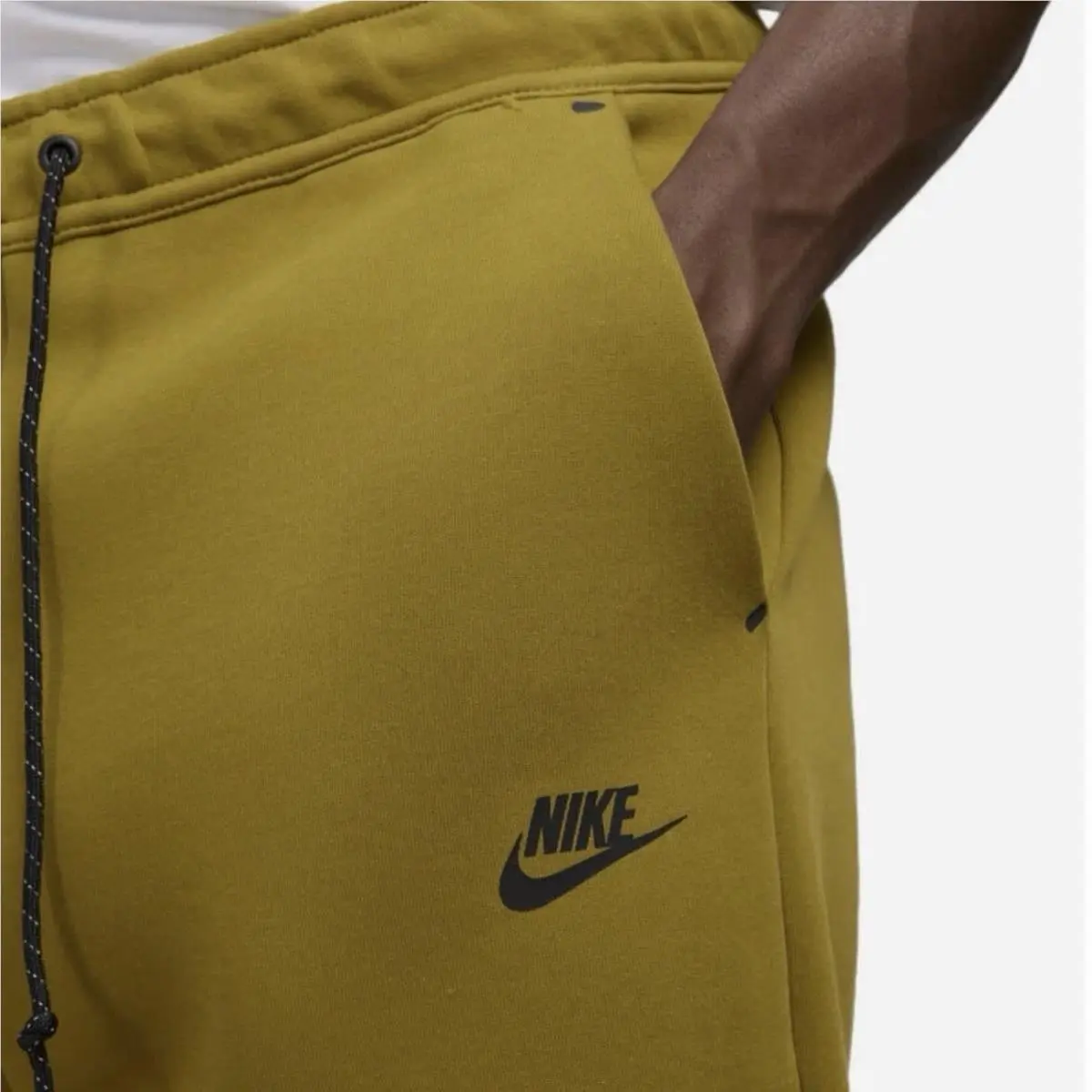 Nike clothing - Nike Tech - Tech - Gold 1