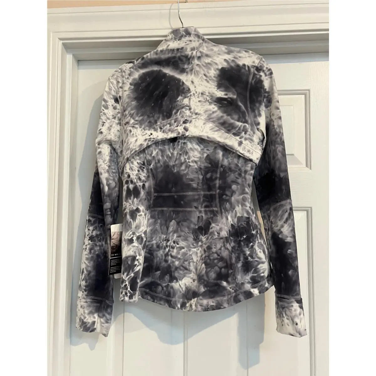 Lululemon clothing - Lululemon Define - Define - Gray 4