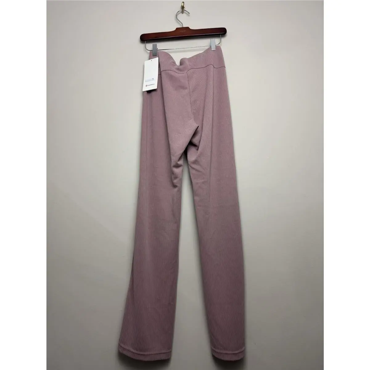 Lululemon clothing - Pink 1